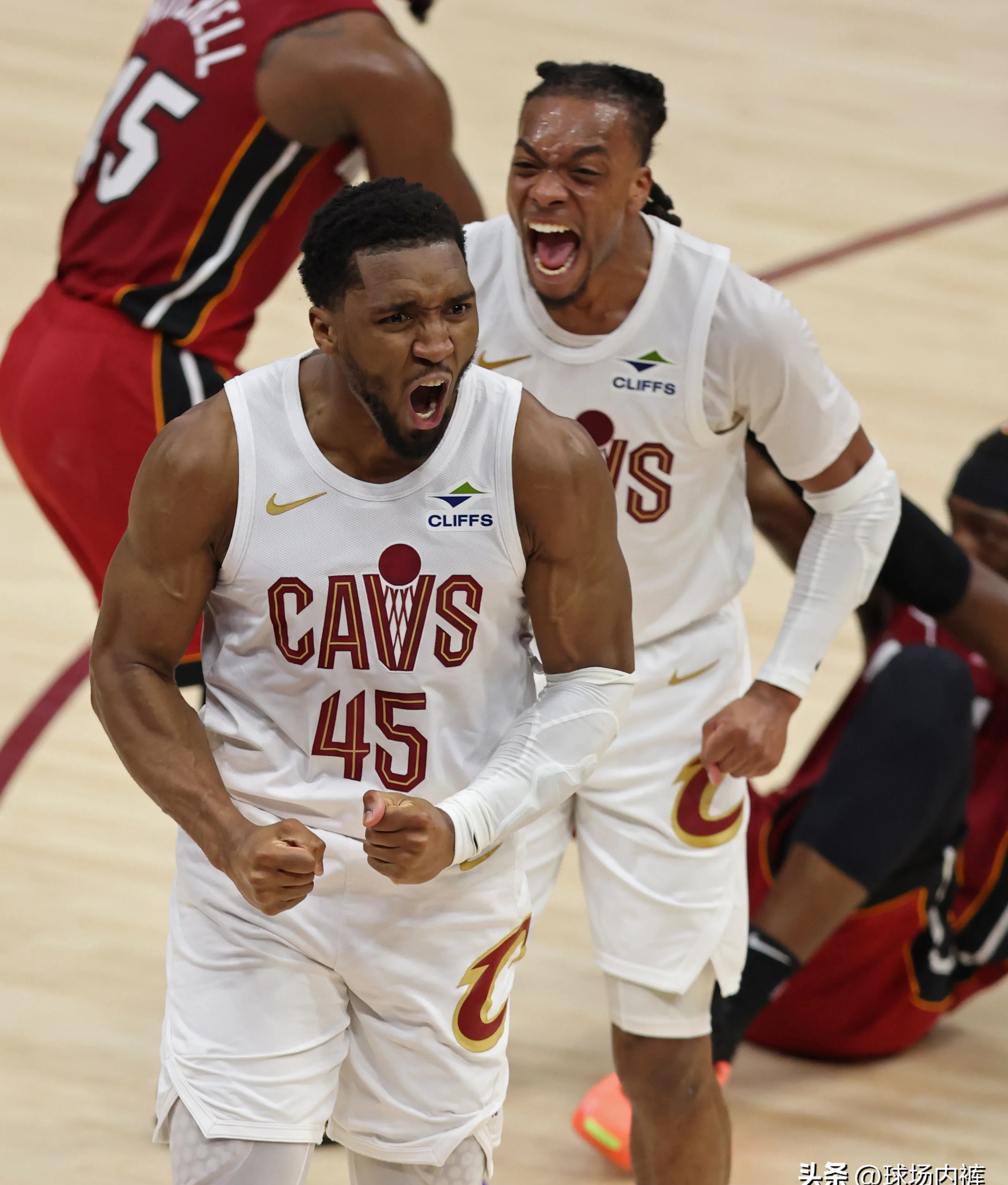 主场攻势如潮，比分优势持续巩固的简单介绍